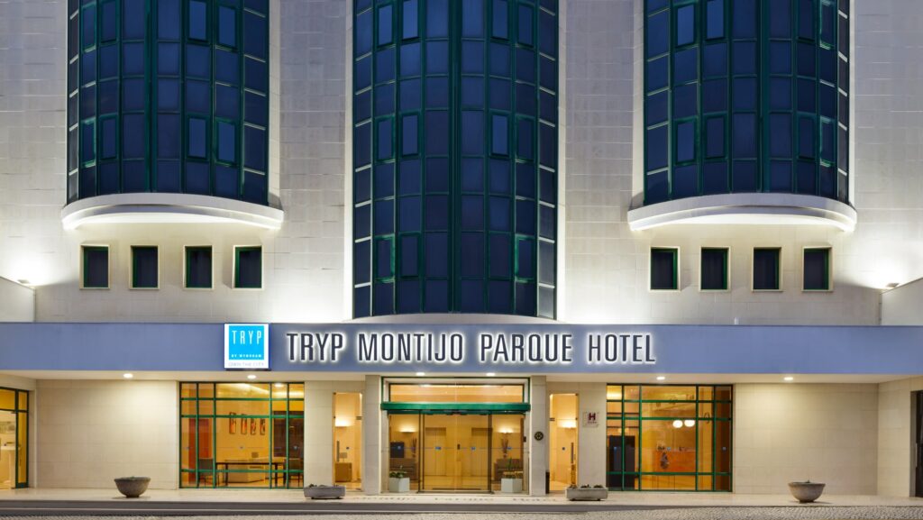 TRYP Montijo